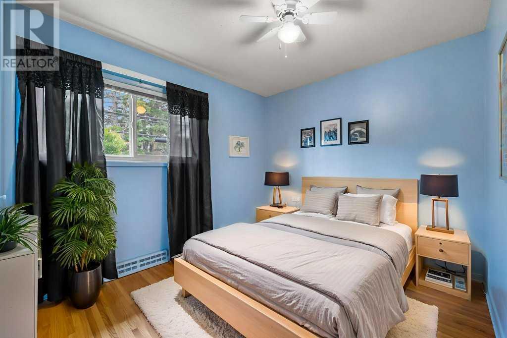 Single Family House Bungalow for Sale in  Grafton Drive SW Glamorgan Calgary 