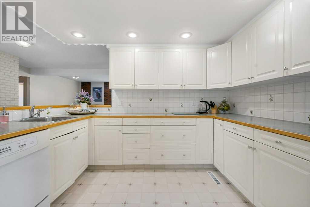 Single Family House Bungalow for Sale in  Grafton Drive SW Glamorgan Calgary 