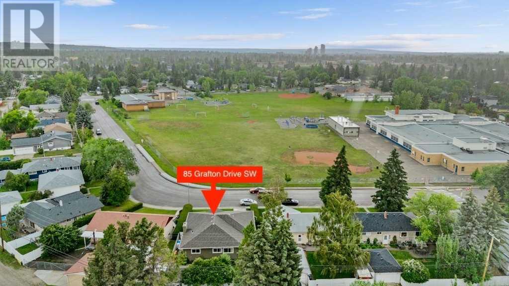 Single Family House Bungalow for Sale in  Grafton Drive SW Glamorgan Calgary 