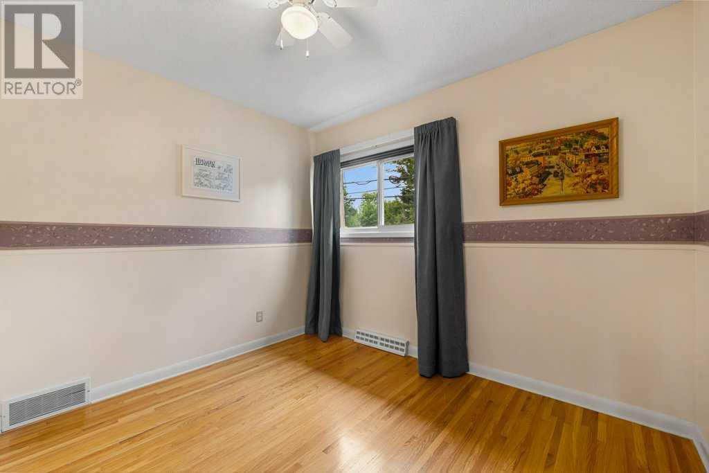 Single Family House Bungalow for Sale in  Grafton Drive SW Glamorgan Calgary 
