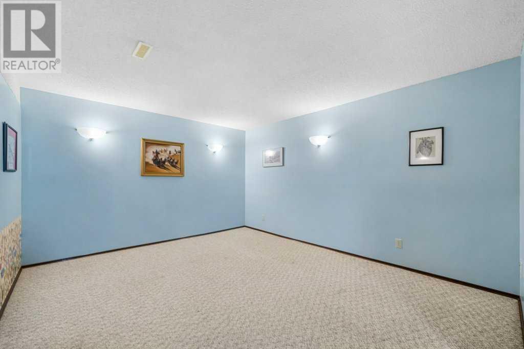 Single Family House Bungalow for Sale in  Grafton Drive SW Glamorgan Calgary 
