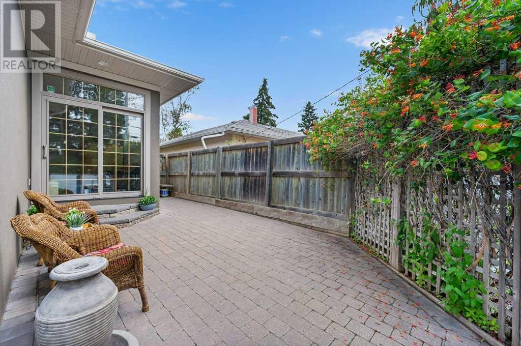 Single Family House Bungalow for Sale in  Grafton Drive SW Glamorgan Calgary 