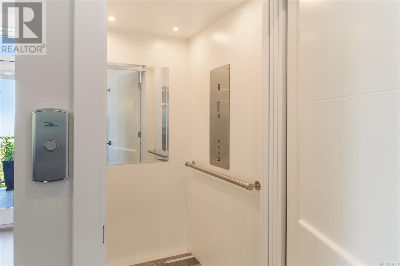 5109 Laguna Way, Nanaimo