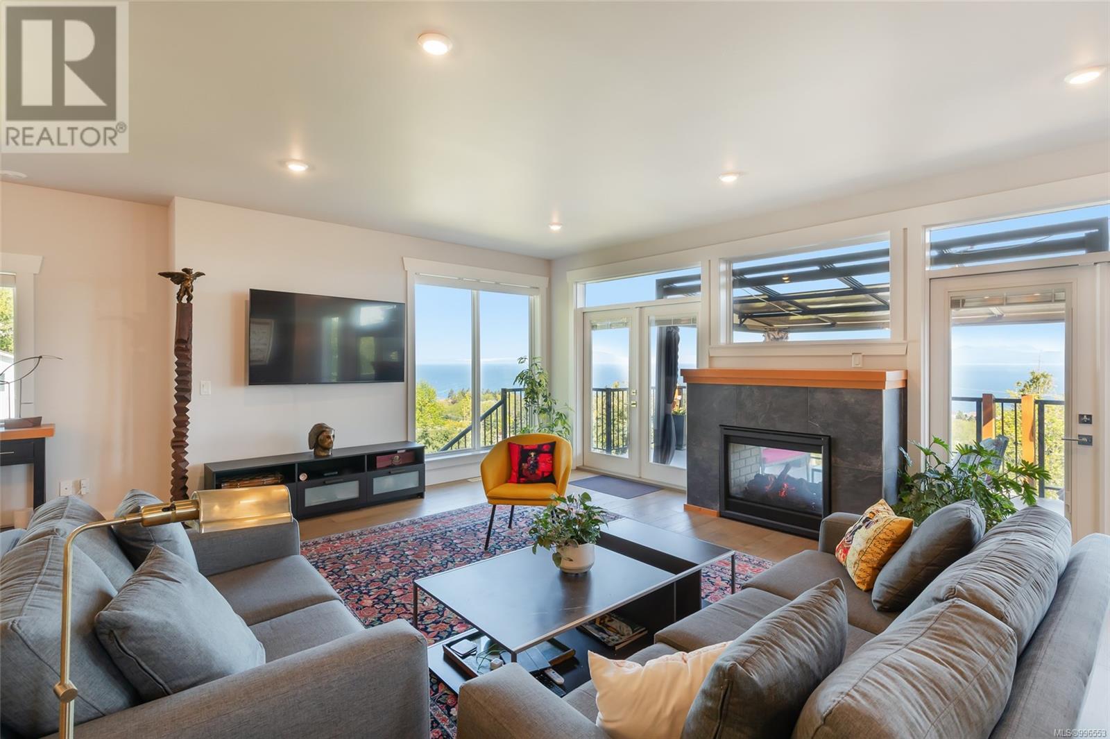 5109 Laguna Way, Nanaimo