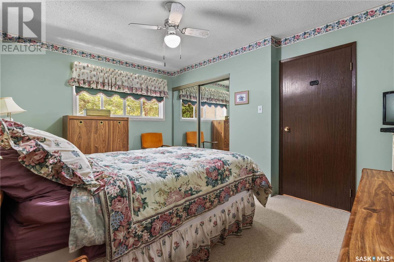 Single Family House 2 Level for Sale in  Ryan ROAD Regina 