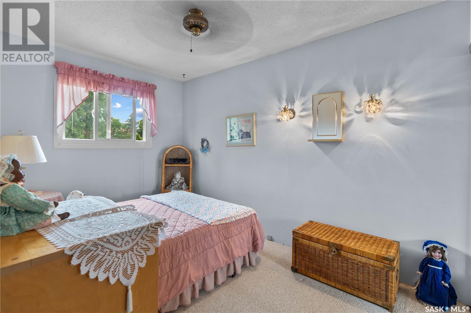 Single Family House 2 Level for Sale in  Ryan ROAD Regina 
