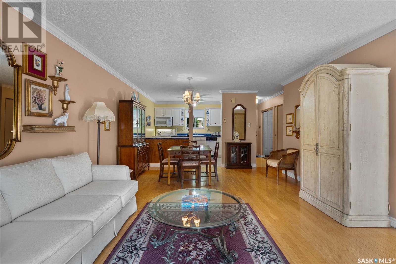Single Family House 2 Level for Sale in  Ryan ROAD Regina 