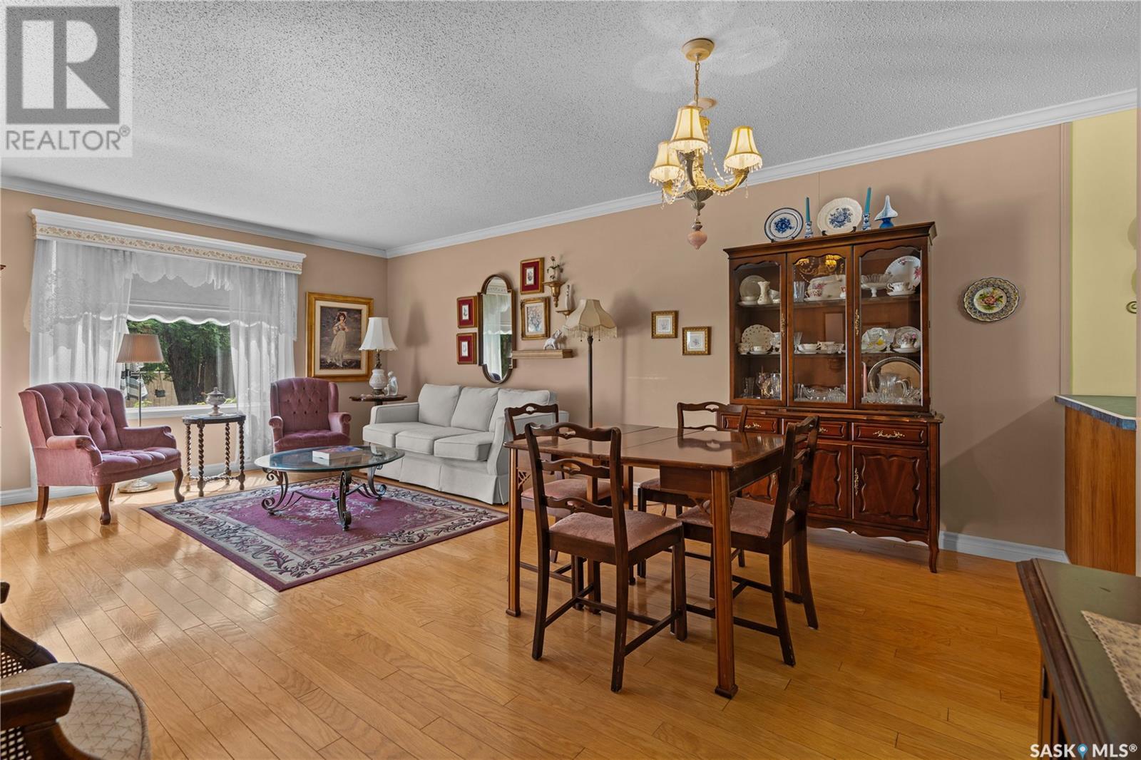Single Family House 2 Level for Sale in  Ryan ROAD Regina 
