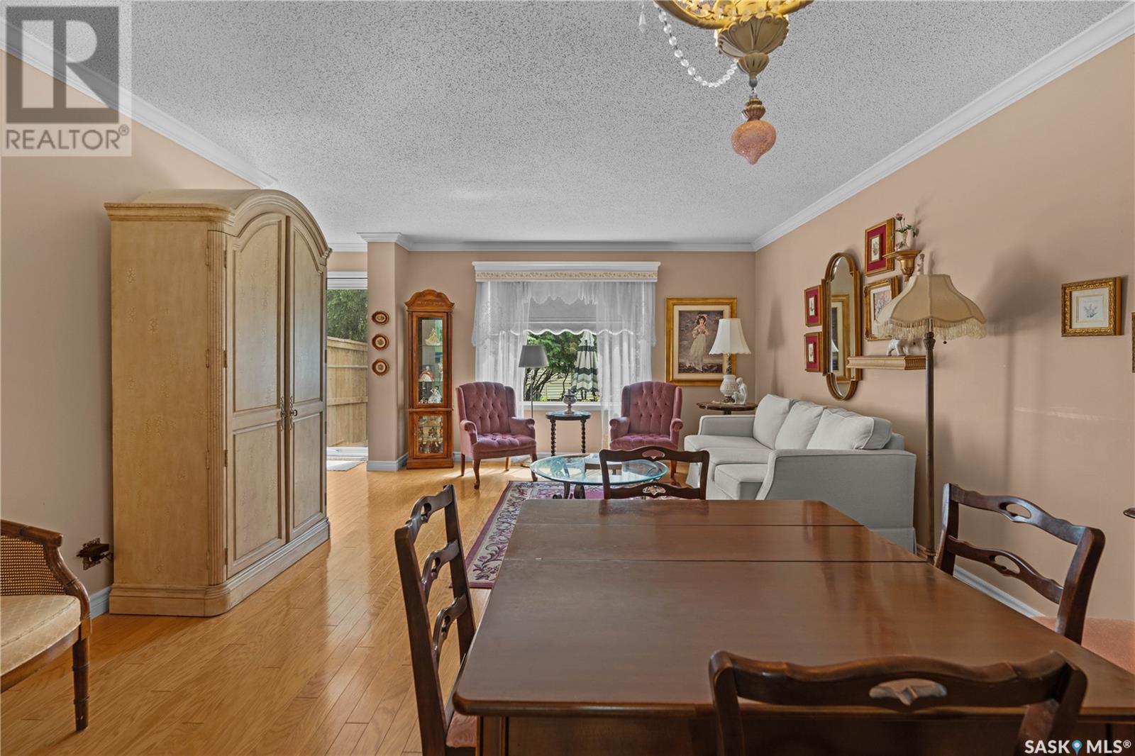 Single Family House 2 Level for Sale in  Ryan ROAD Regina 