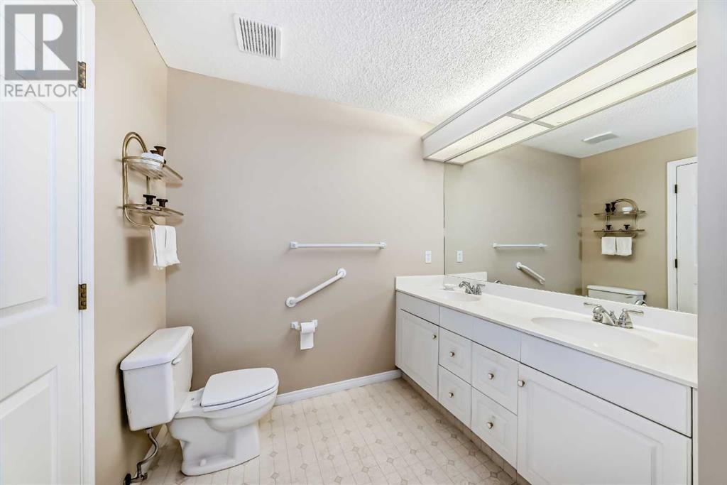 Single Family House for Sale in    Street SW Palliser Calgary 