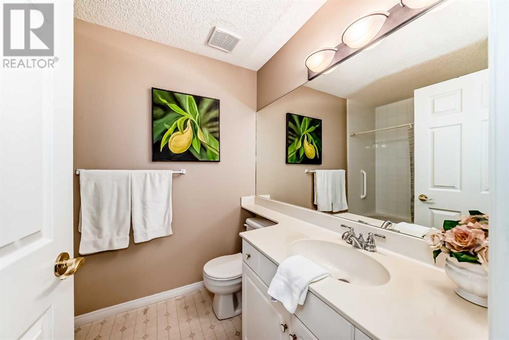 Single Family House for Sale in    Street SW Palliser Calgary 