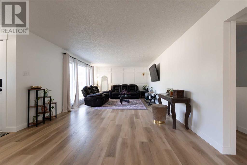 Single Family House Bungalow for Sale in   Street S Victoria Park Lethbridge 