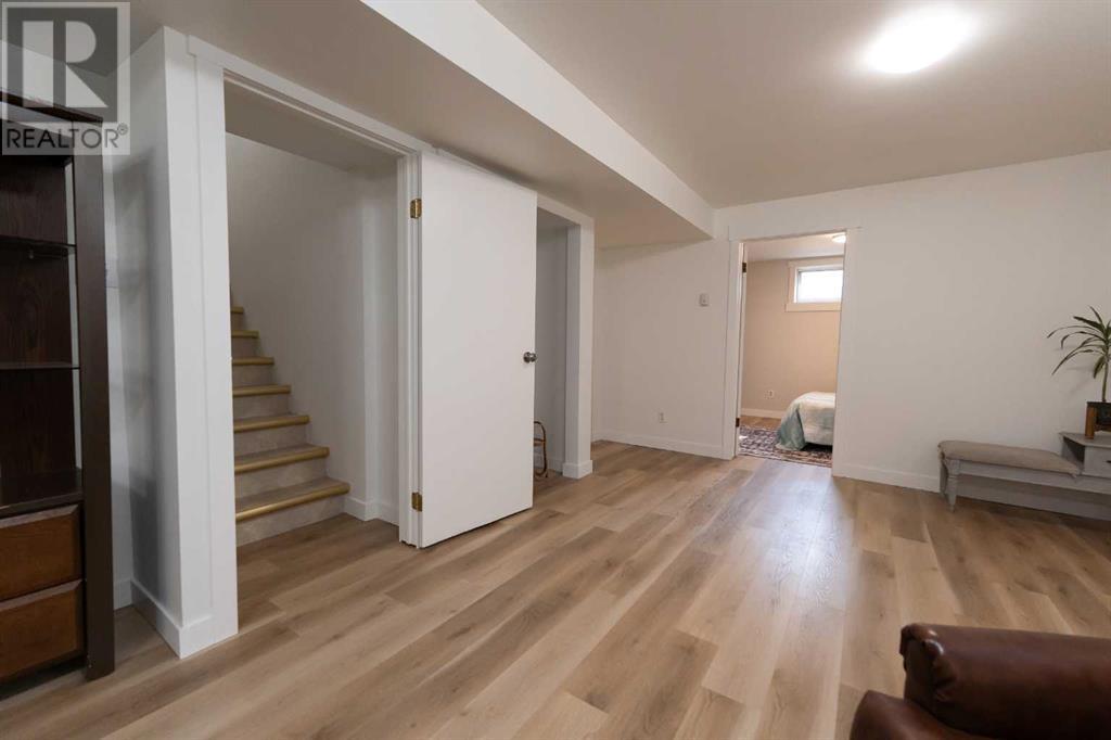 Single Family House Bungalow for Sale in   Street S Victoria Park Lethbridge 