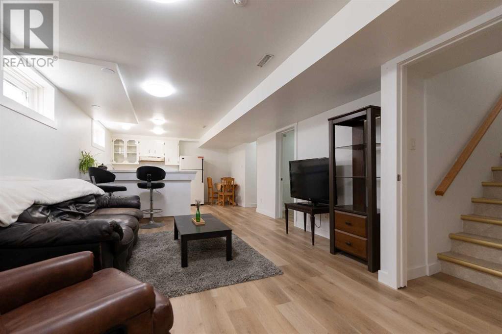 Single Family House Bungalow for Sale in   Street S Victoria Park Lethbridge 
