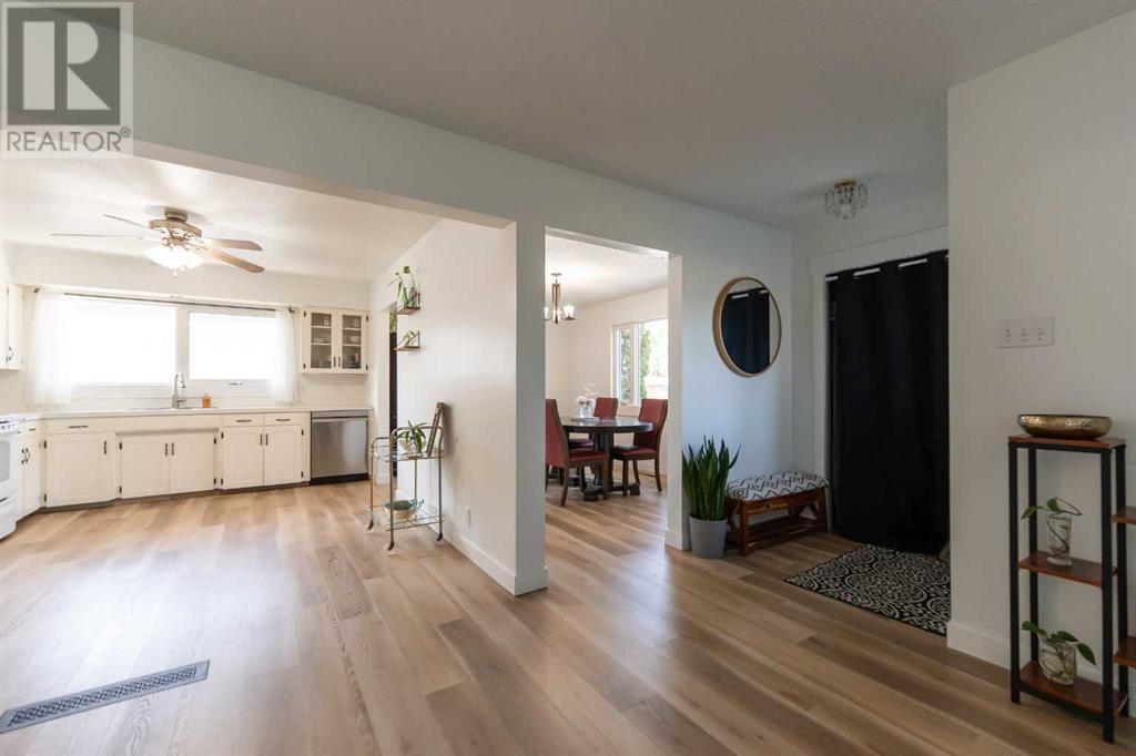 Single Family House Bungalow for Sale in   Street S Victoria Park Lethbridge 