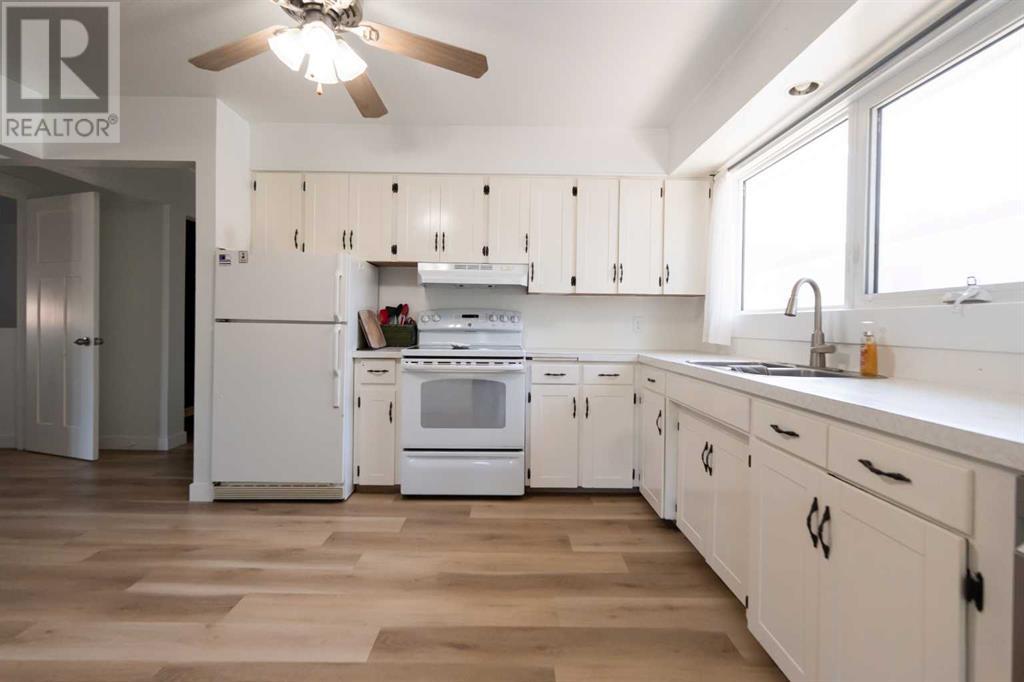 Single Family House Bungalow for Sale in   Street S Victoria Park Lethbridge 