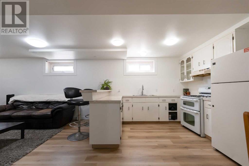 Single Family House Bungalow for Sale in   Street S Victoria Park Lethbridge 