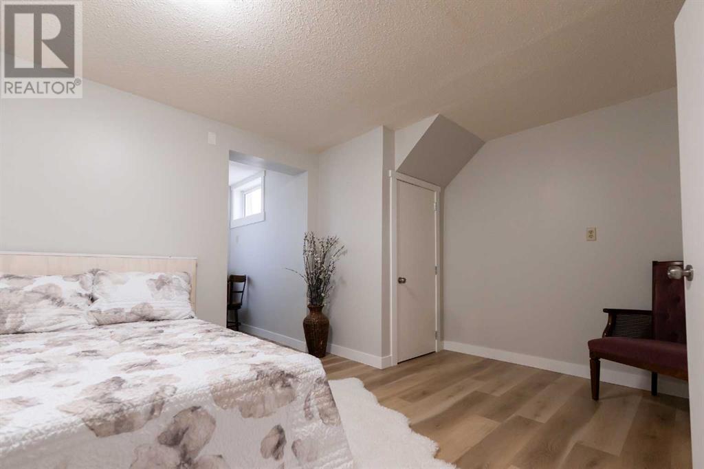 Single Family House Bungalow for Sale in   Street S Victoria Park Lethbridge 