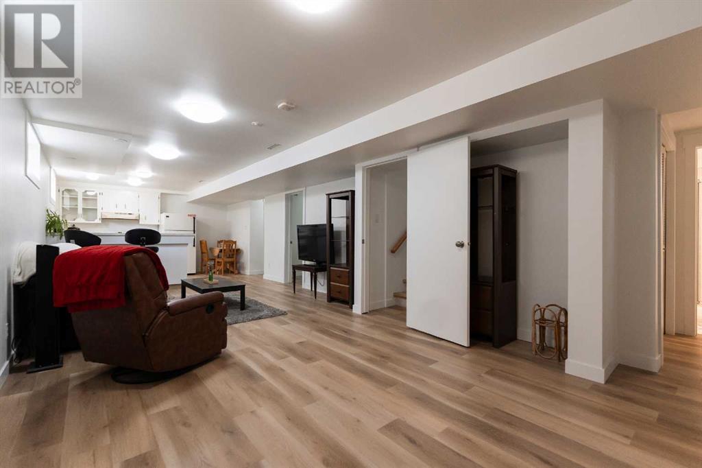 Single Family House Bungalow for Sale in   Street S Victoria Park Lethbridge 