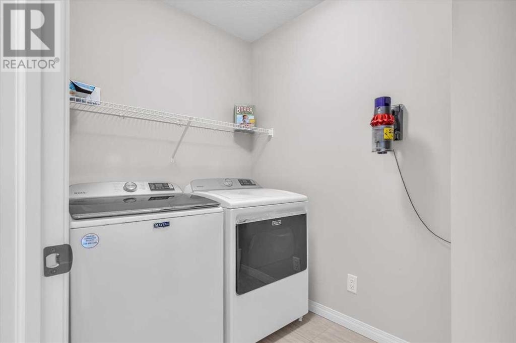 Single Family House for Sale in  Haskayne Drive NW Haskayne Calgary 