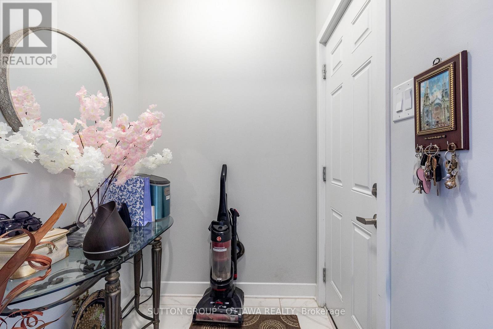 Photo 37 of 214 Big Dipper Street, Ottawa ON