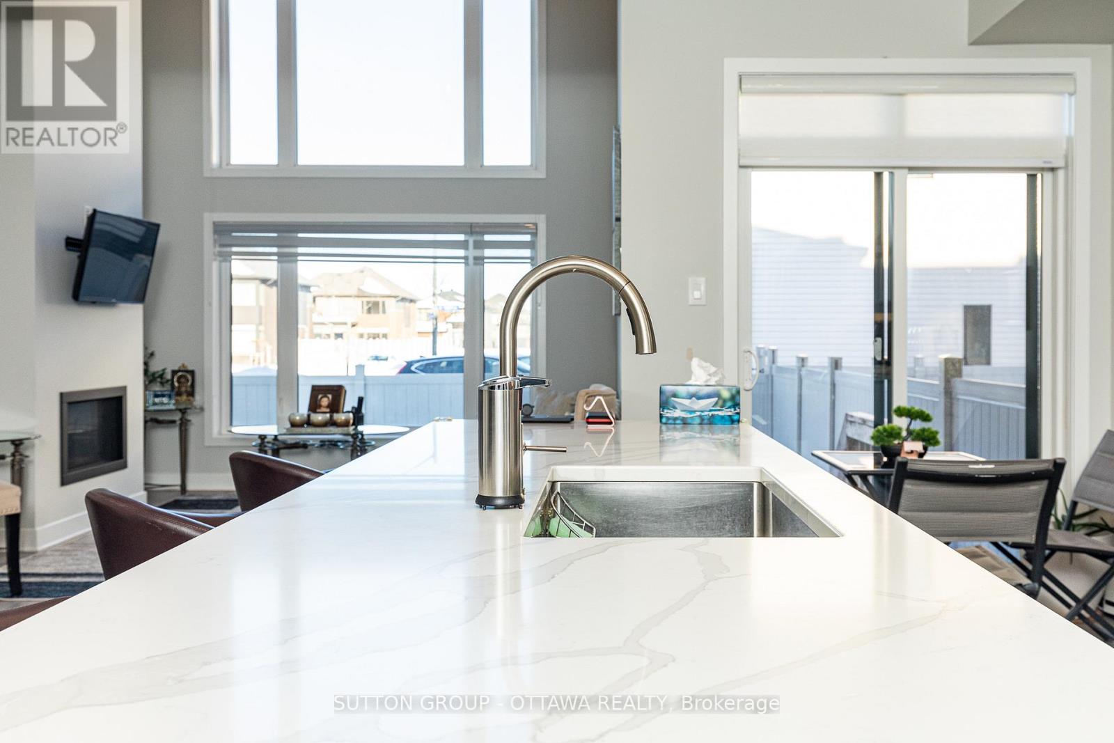 Photo 45 of 214 Big Dipper Street, Ottawa ON