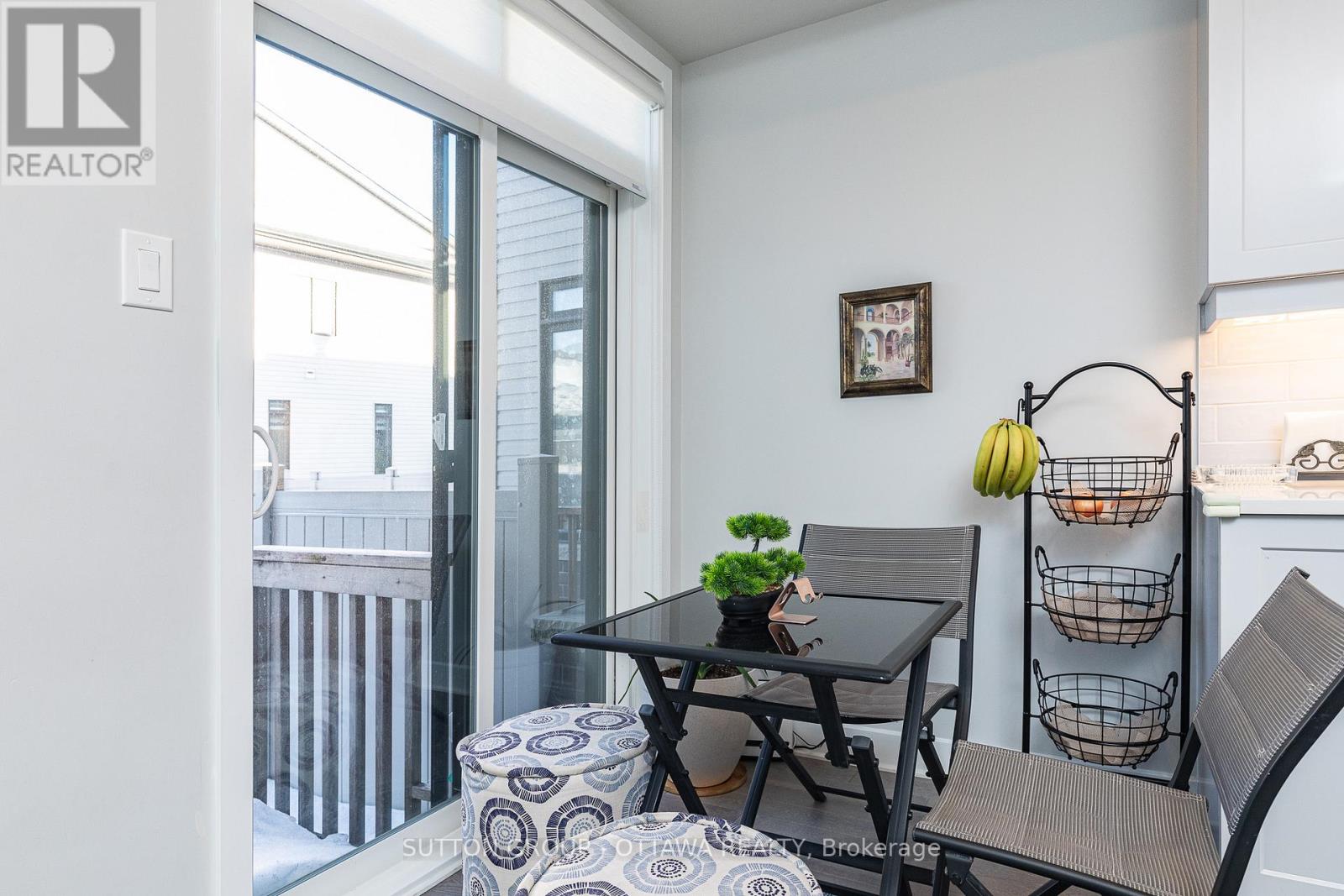 Photo 7 of 214 Big Dipper Street, Ottawa ON