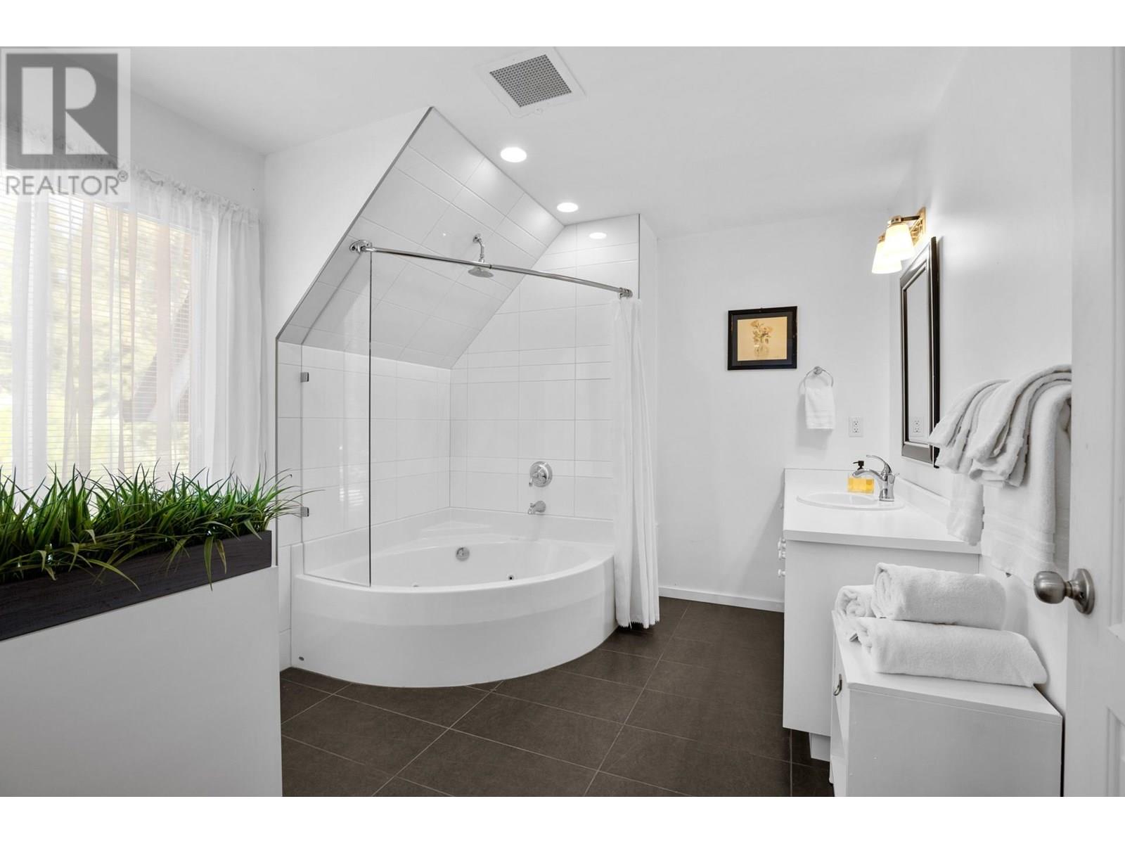  7991 Alpine Road, Kelowna