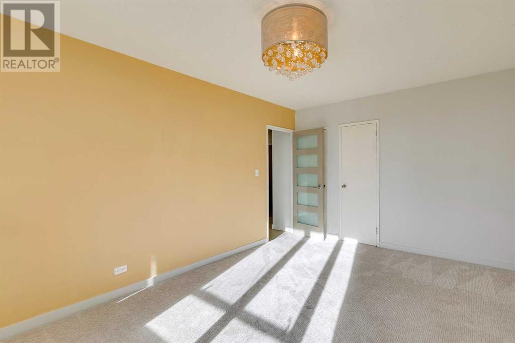 Single Family House for Sale in   Rideau Place SW Rideau Park Calgary 