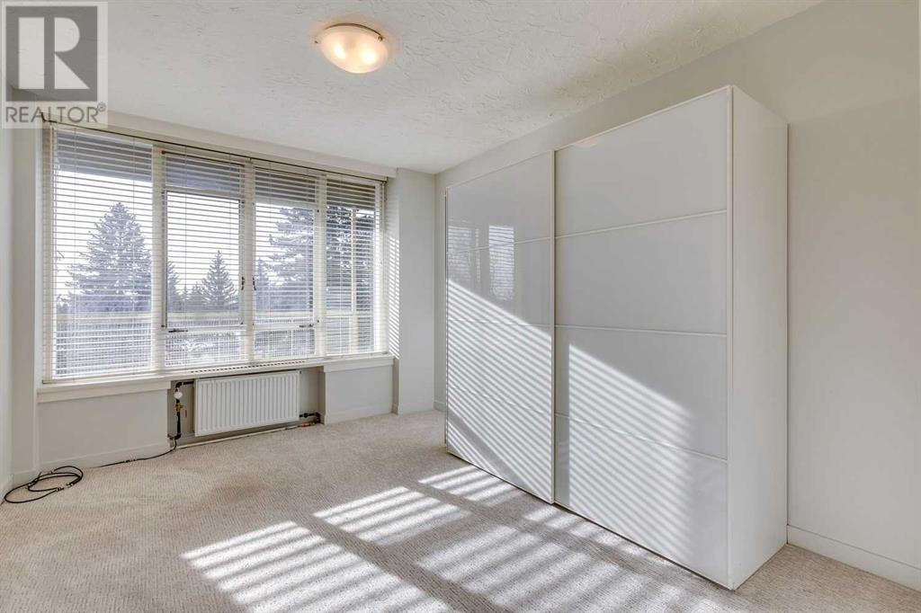 Single Family House for Sale in   Rideau Place SW Rideau Park Calgary 