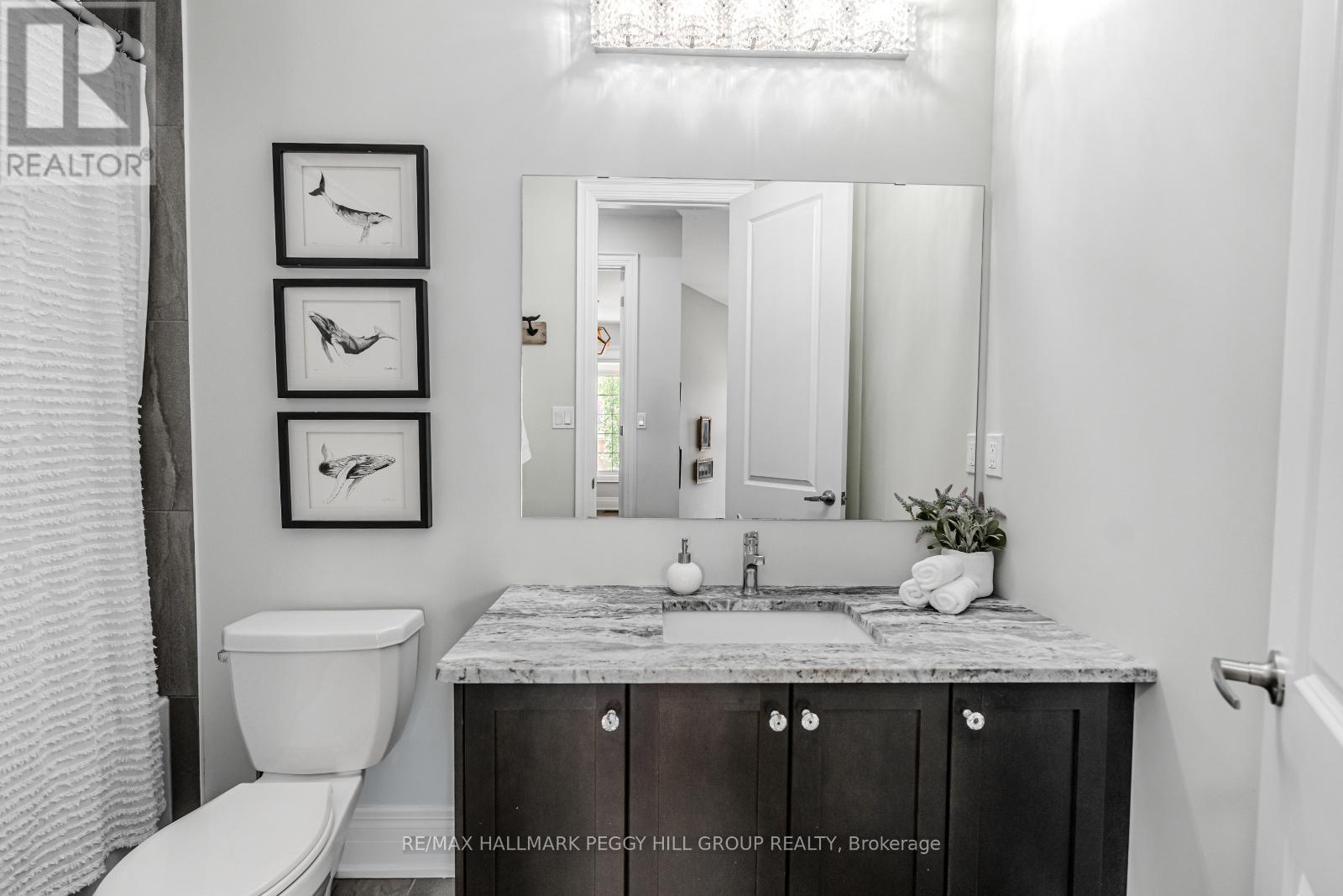 Photo 16 of 23 Curtis Way, Springwater ON