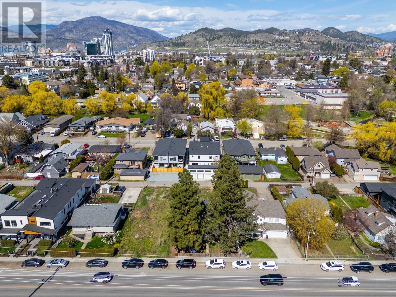  790 Cadder Avenue, Kelowna