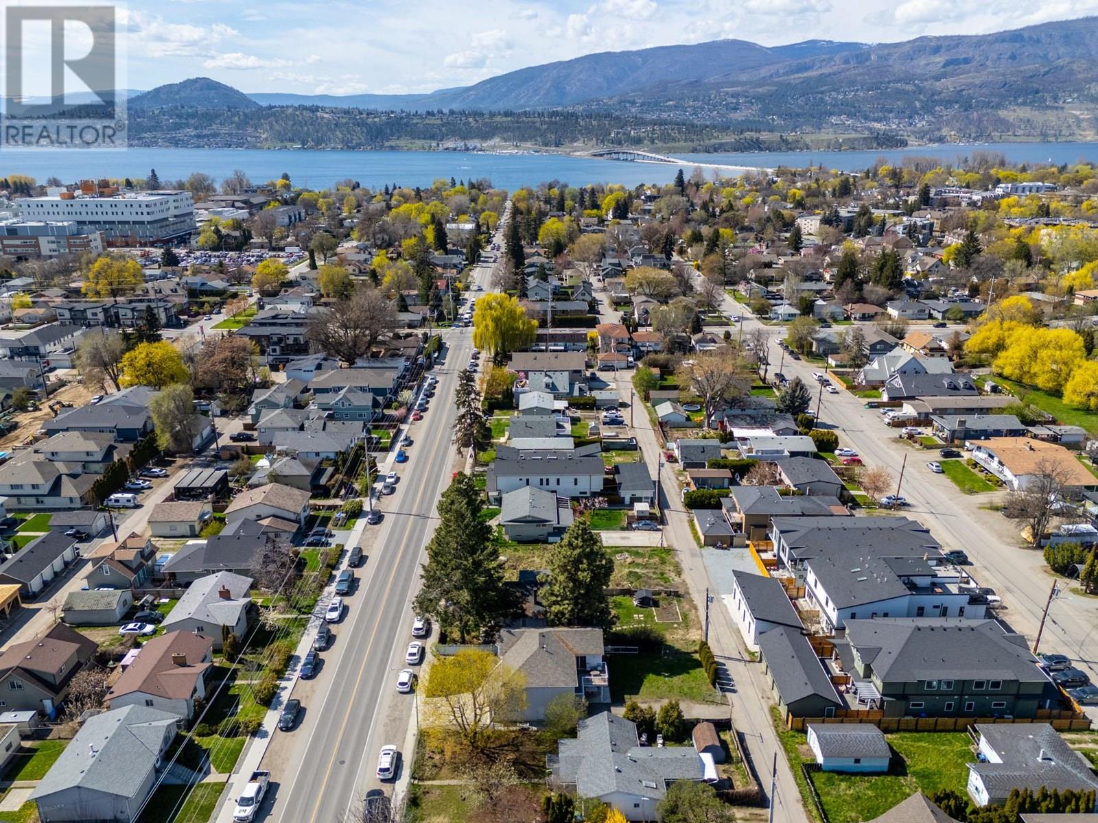  790 Cadder Avenue, Kelowna