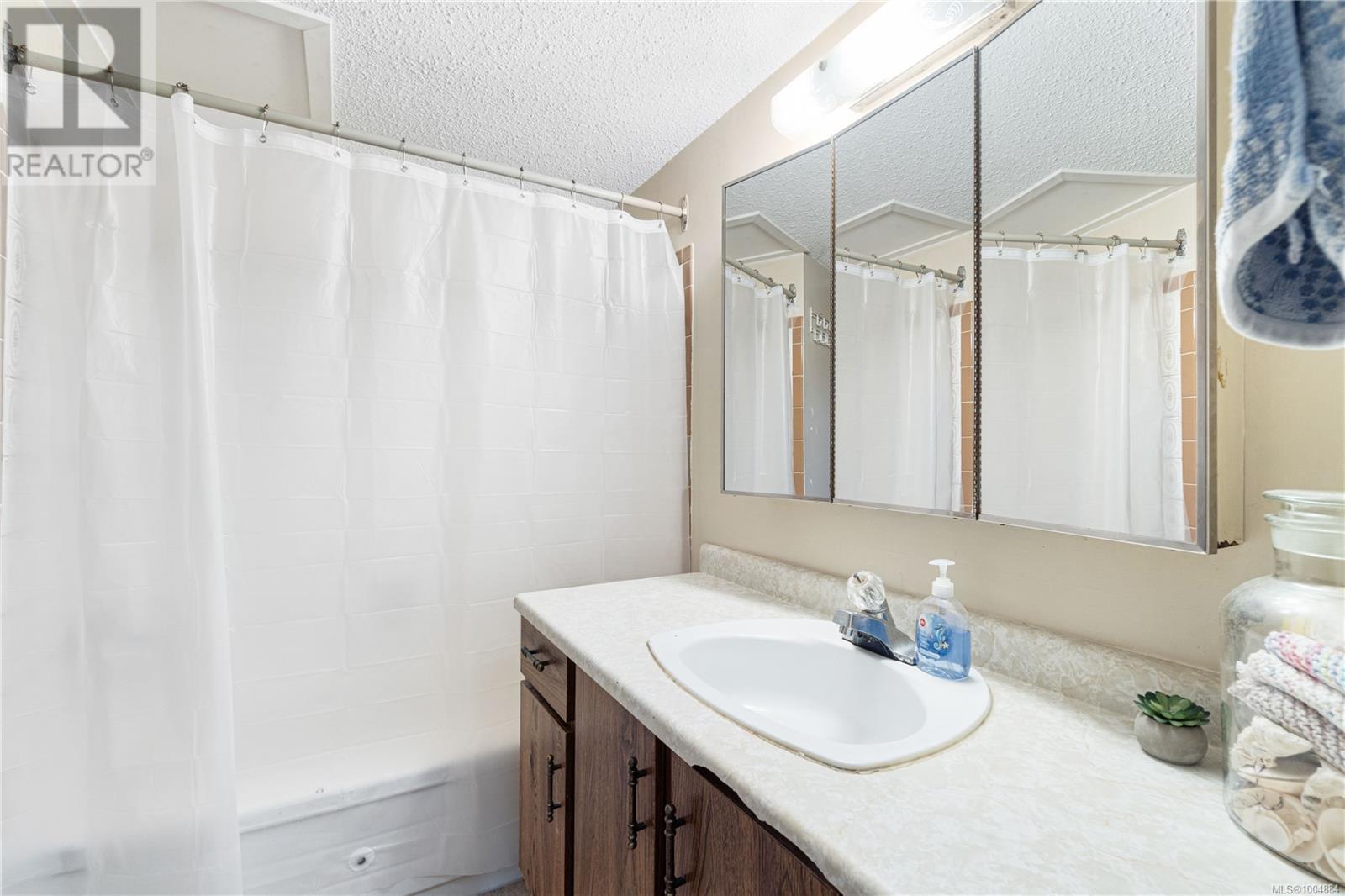 16 211 Buttertubs Pl, Nanaimo