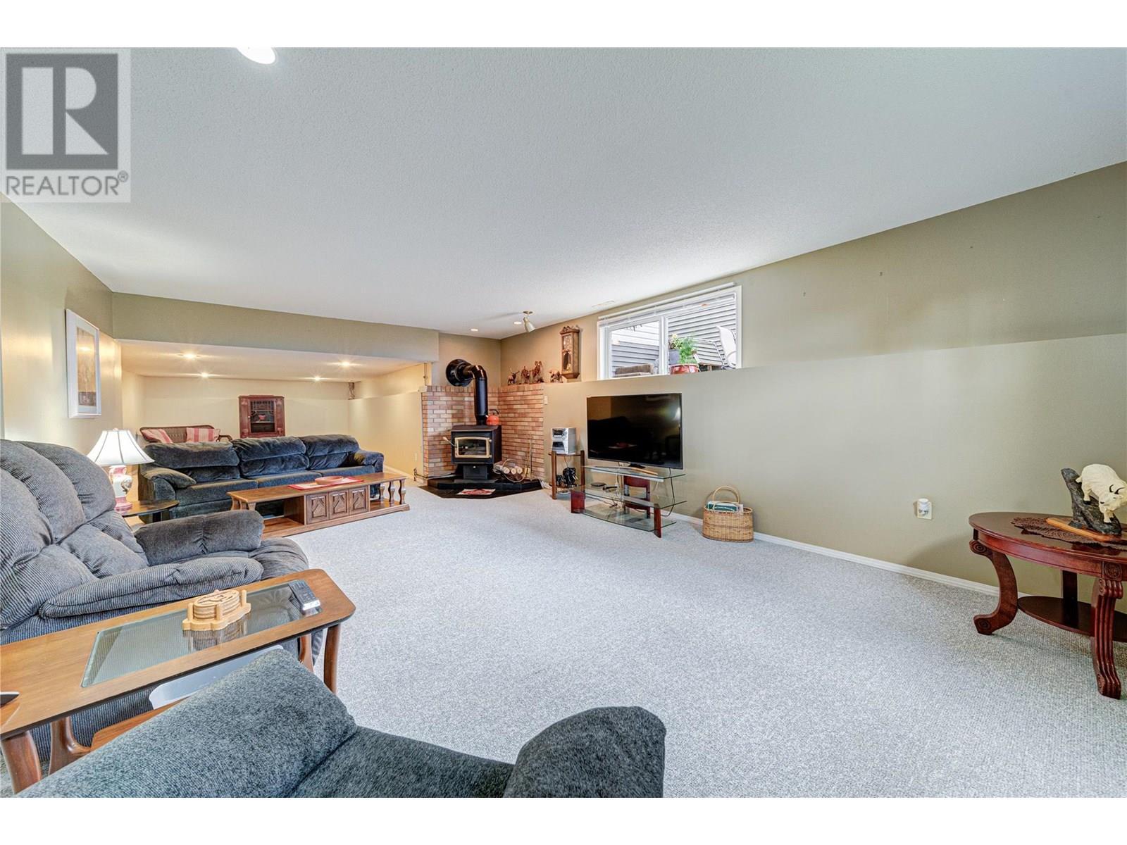 1202 6TH Avenue, Fernie