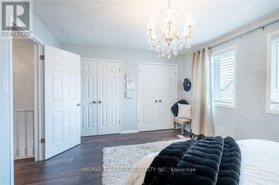 Photo 24 of 24 100 Vineberg Drive, Hamilton ON