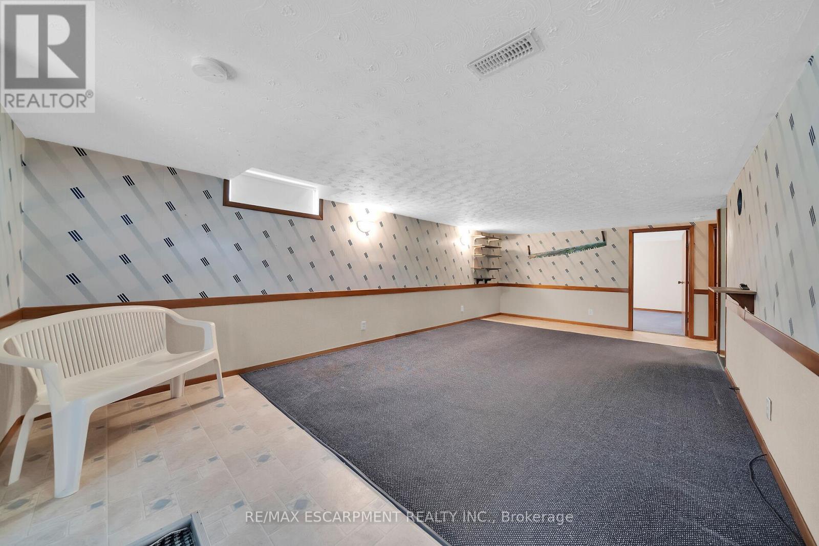 Photo 11 of 150 Victoria Street, Norfolk ON