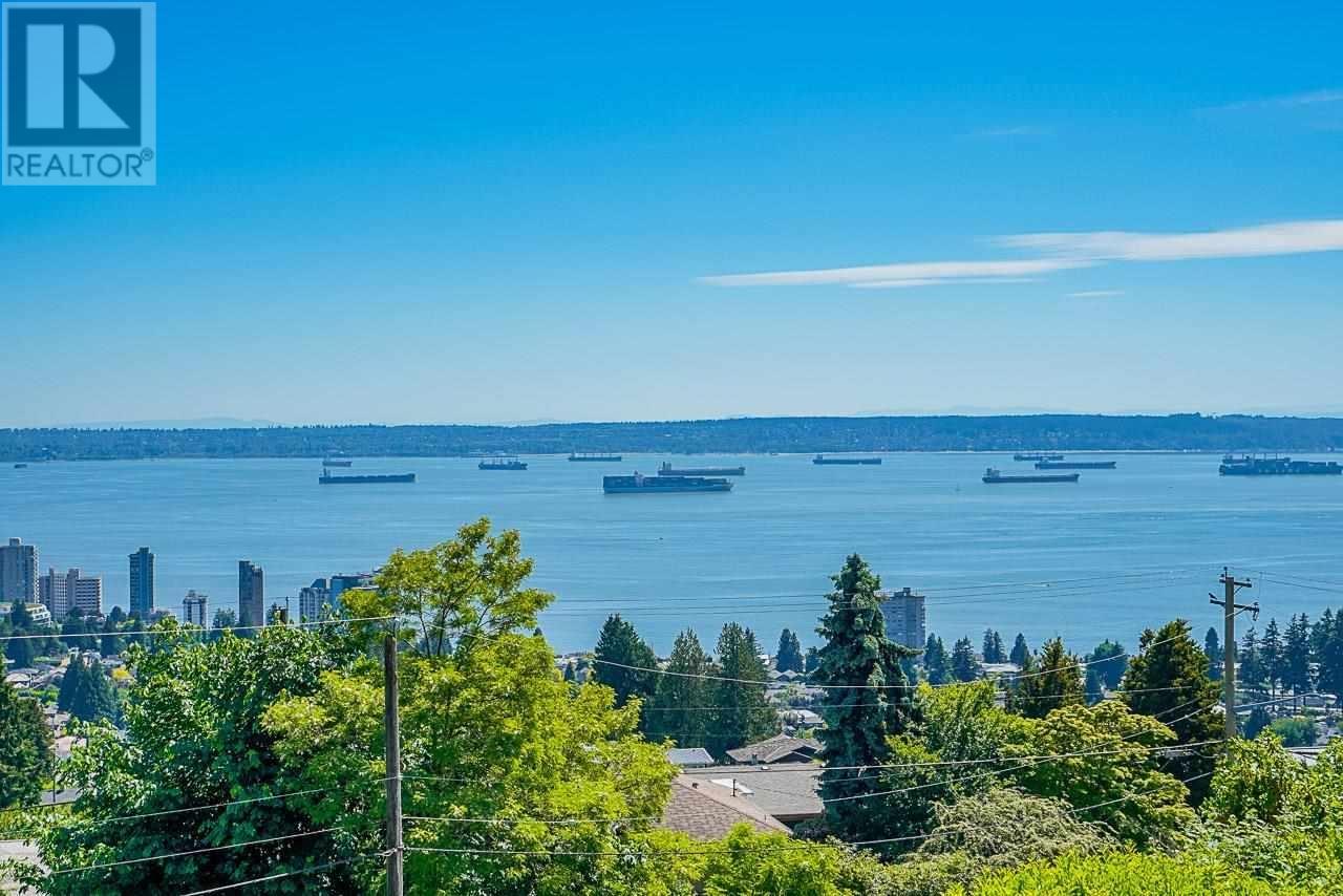2278 ORCHARD LANE, West Vancouver
