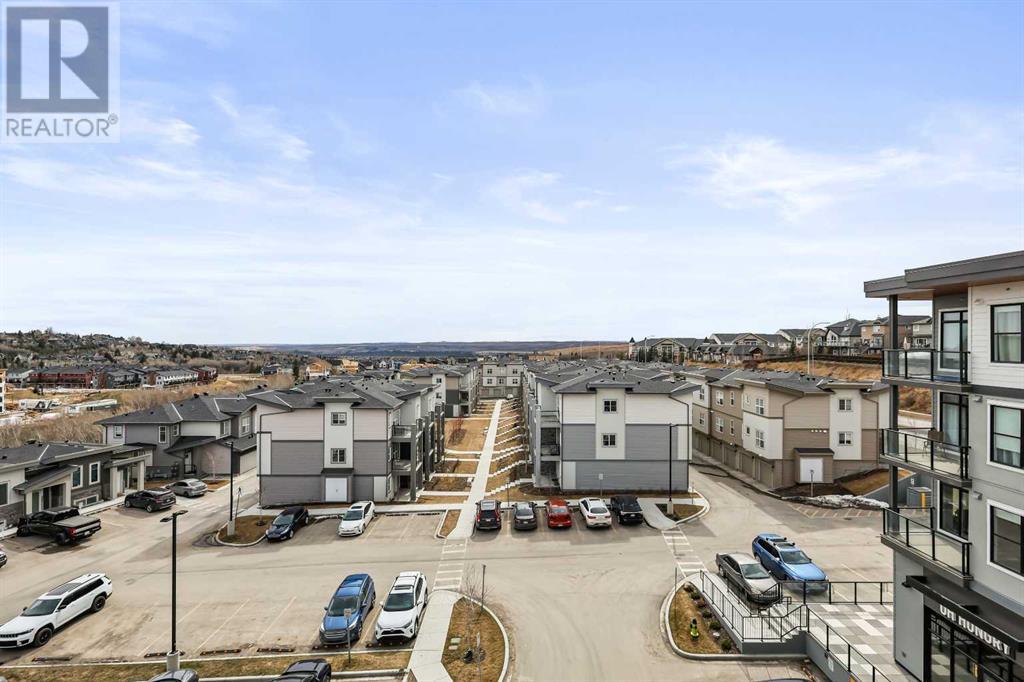 Single Family House Low rise for Sale in   Spring Creek Common SW Springbank Hill Calgary 