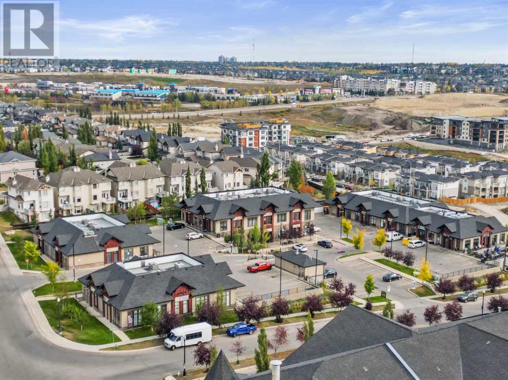 Single Family House Low rise for Sale in   Spring Creek Common SW Springbank Hill Calgary 