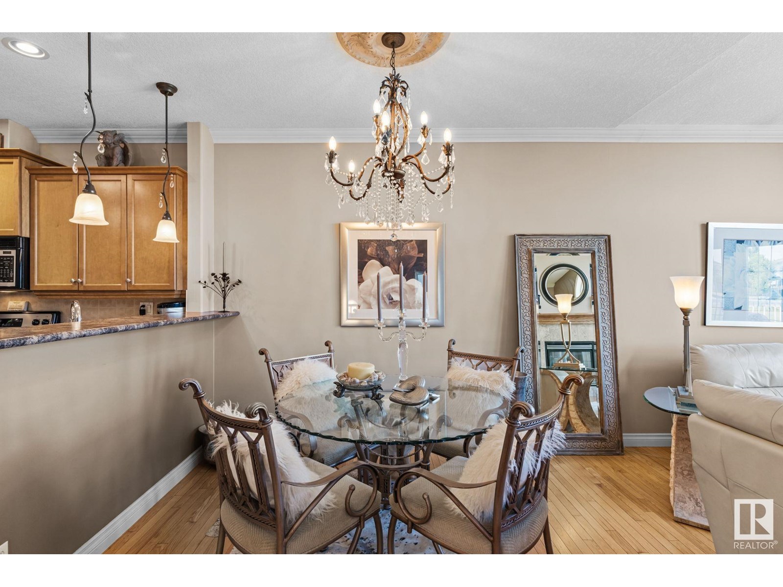 Photo 19 of 7 13808 155 Av Nw, Edmonton AB