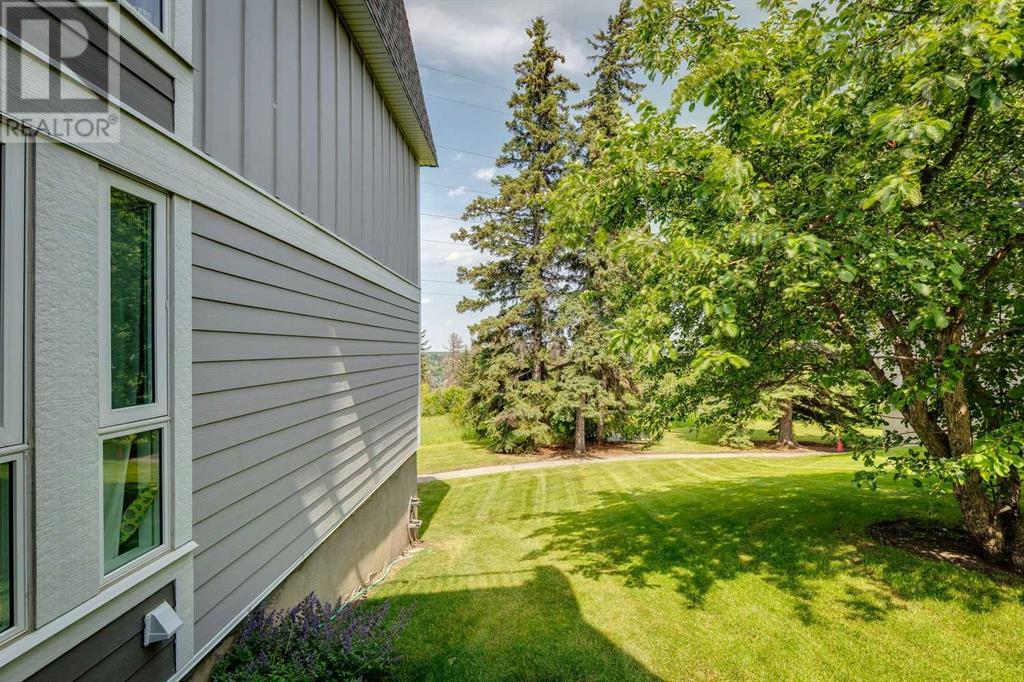 Single Family House for Sale in   Cedar Crescent SW Spruce Cliff Calgary 