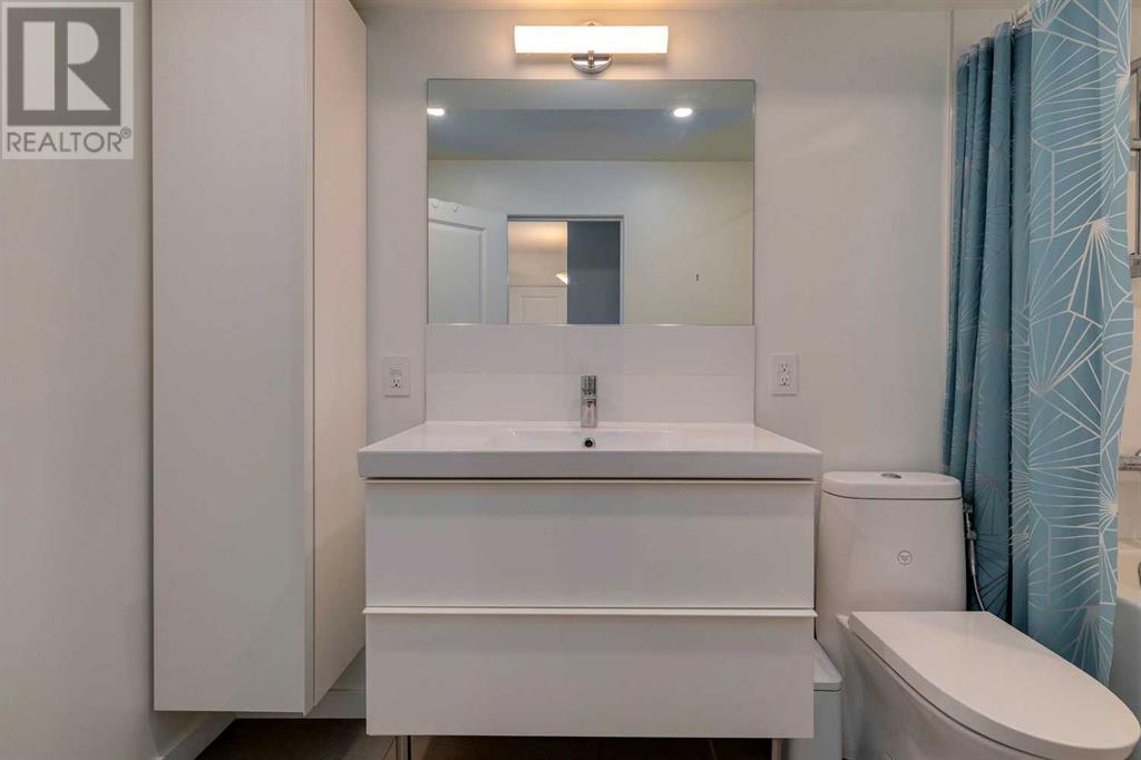 Single Family House for Sale in   Cedar Crescent SW Spruce Cliff Calgary 