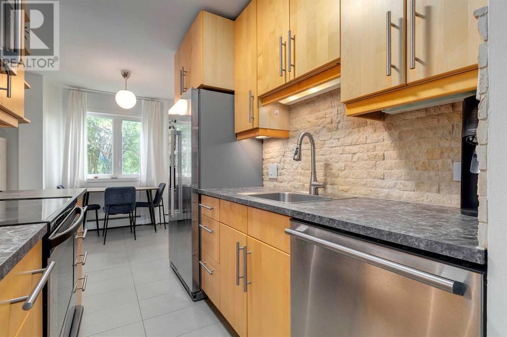 Single Family House for Sale in   Cedar Crescent SW Spruce Cliff Calgary 