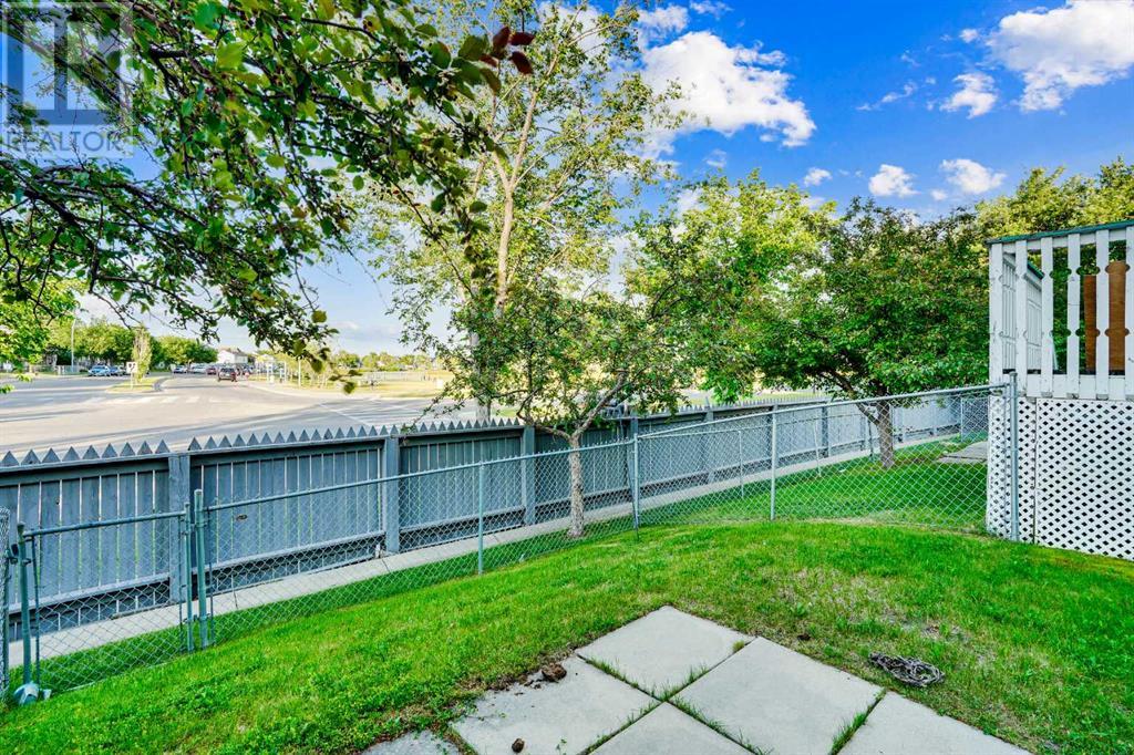 Single Family House for Sale in  Martin Crossing Court NE Martindale Calgary 