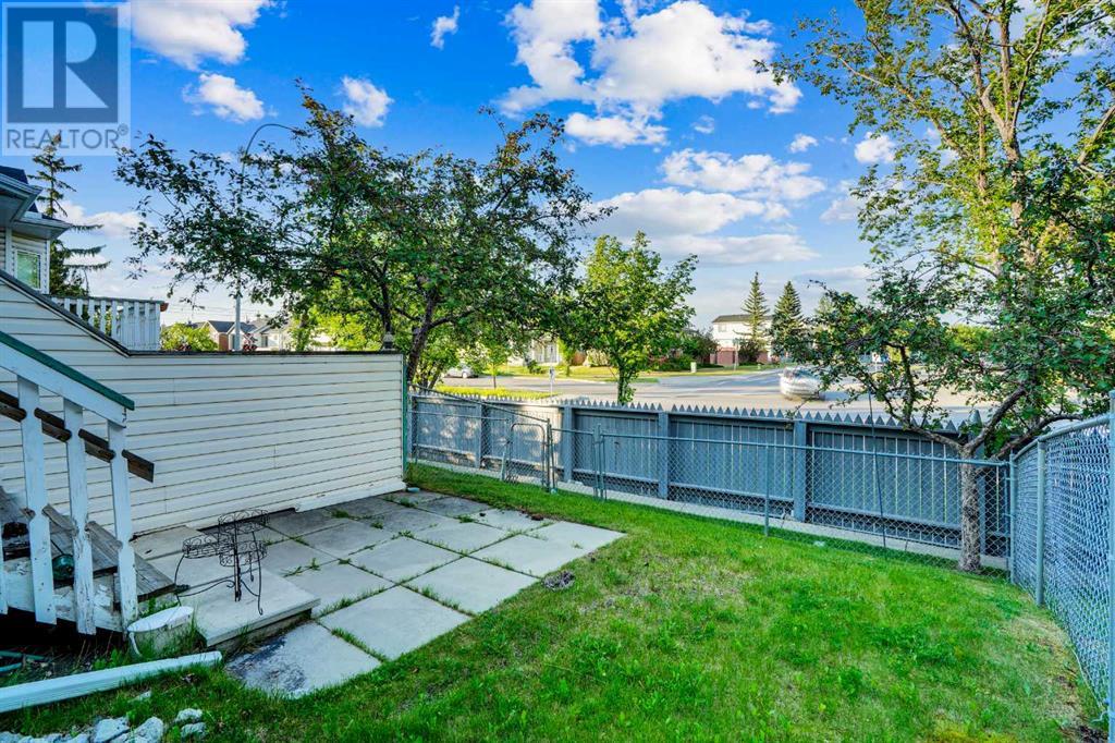 Single Family House for Sale in  Martin Crossing Court NE Martindale Calgary 