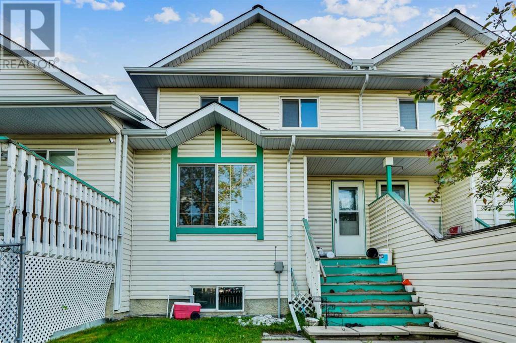 Single Family House for Sale in  Martin Crossing Court NE Martindale Calgary 