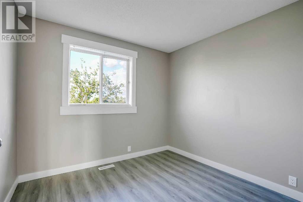 Single Family House for Sale in  Martin Crossing Court NE Martindale Calgary 