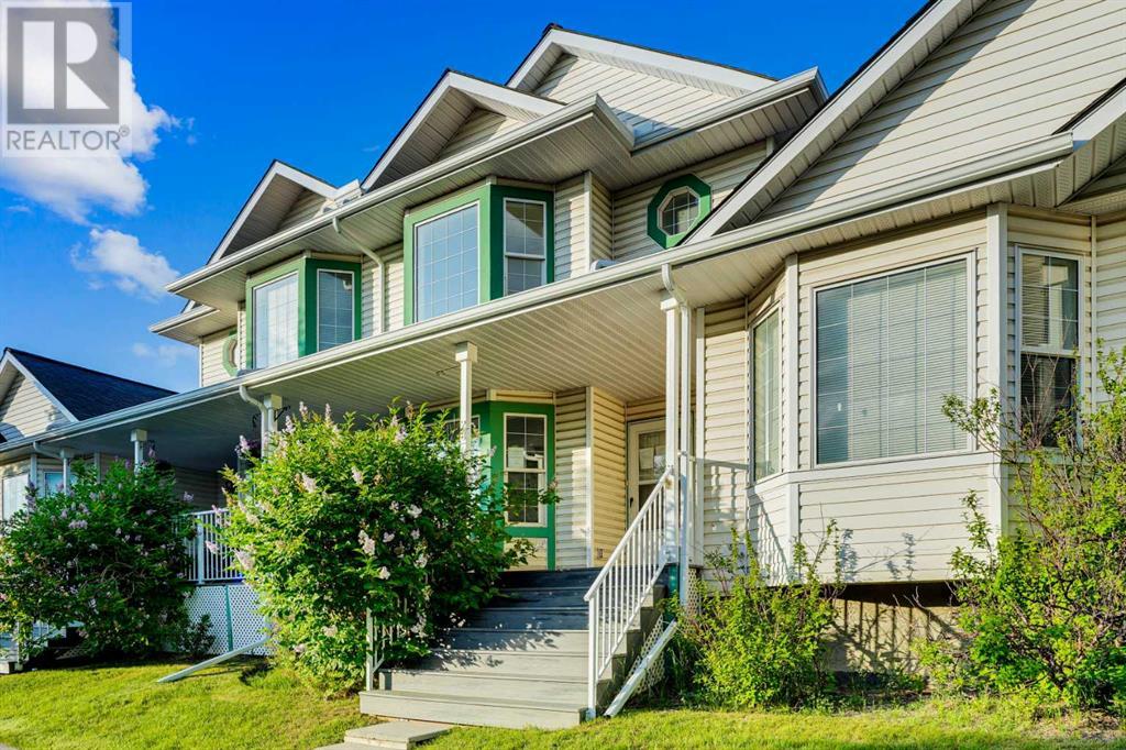 Single Family House for Sale in  Martin Crossing Court NE Martindale Calgary 