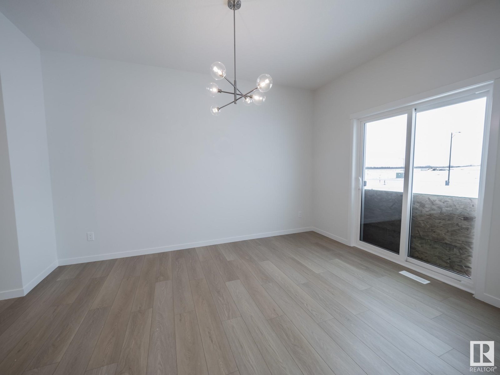 8720 224 ST NW, Edmonton